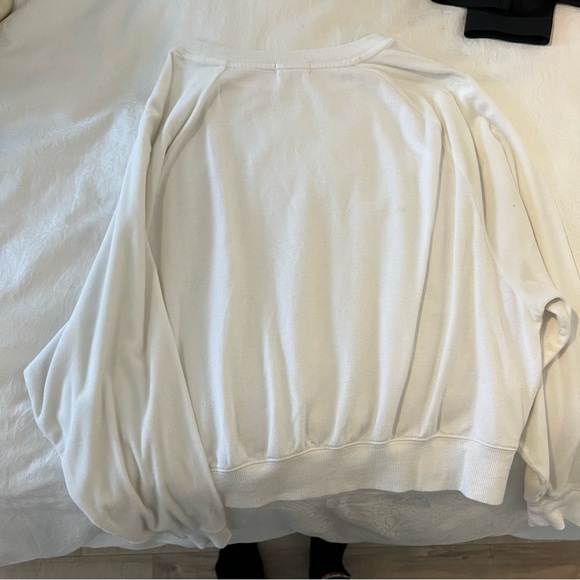 Garage white sweatshirt - Picture 2 of 5